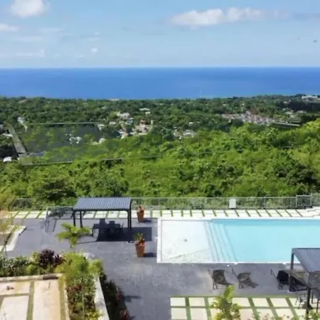 Grand Palladium Island Vacation Stay